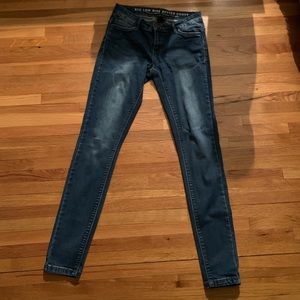 Rio low rise better booty jeans